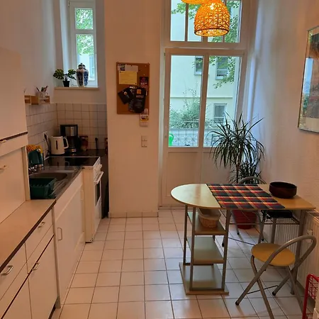 Geraeumiges 2-Raum-Apartment Mit Loggia Lipsk Zewnętrze zdjęcie