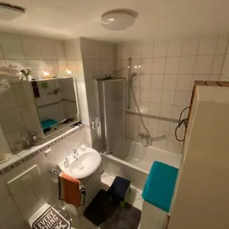 Geraeumiges 2-Raum-Apartment Mit Loggia Lipsk Zewnętrze zdjęcie